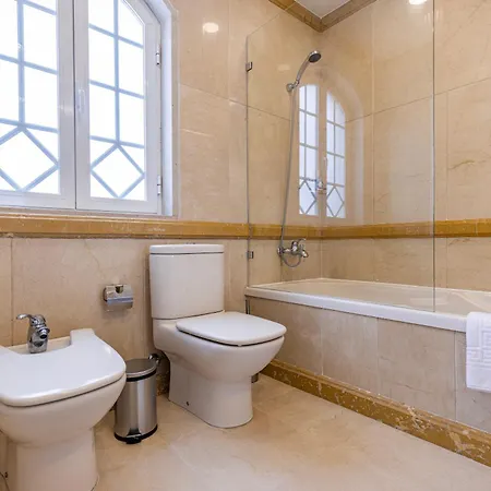 Windmill Beachfront Villa