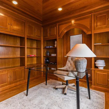 Villa Windmill Beachfront