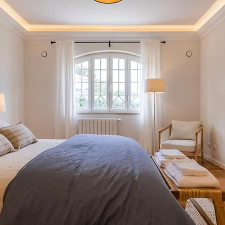 Villa Windmill Beachfront Colares