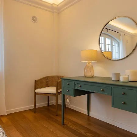 Windmill Beachfront Villa