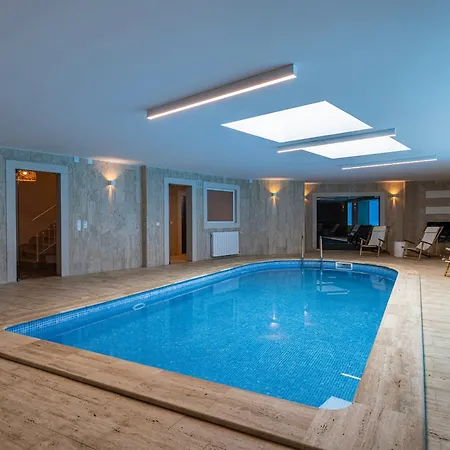 Villa Windmill Beachfront Colares