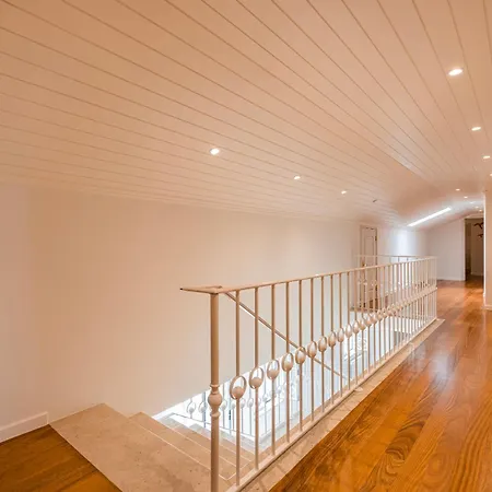 Windmill Beachfront Villa