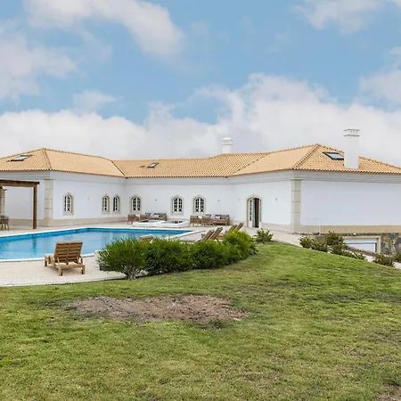 Villa Windmill Beachfront *