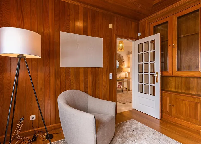 Windmill Beachfront * Colares