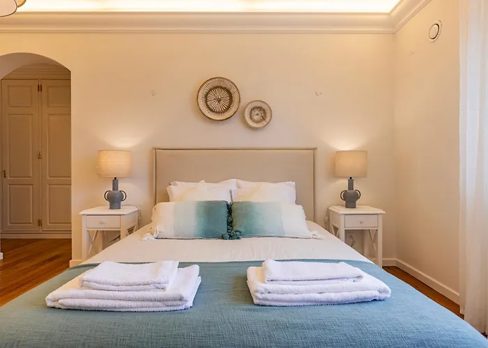 Windmill Beachfront * Colares