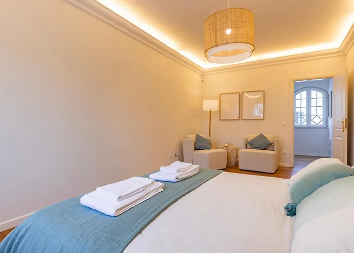 Windmill Beachfront Vila *