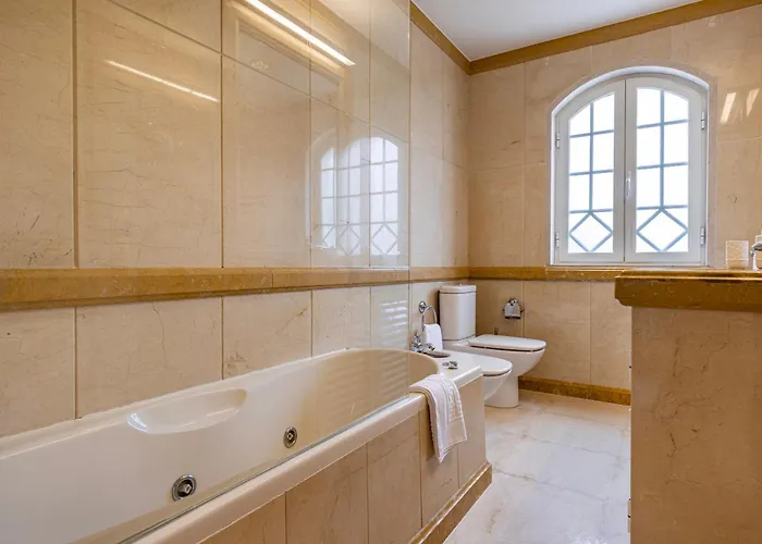 Windmill Beachfront *