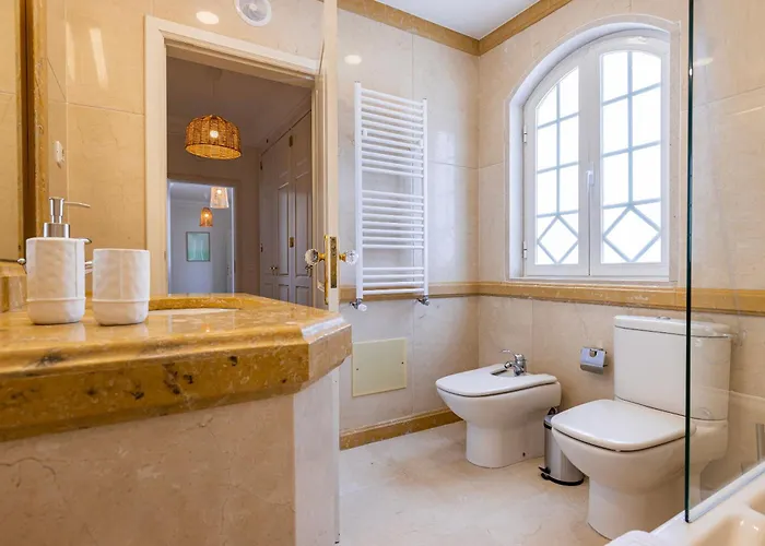 Windmill Beachfront * Colares