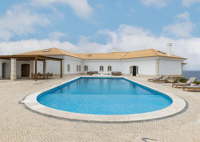 Vila Windmill Beachfront Colares