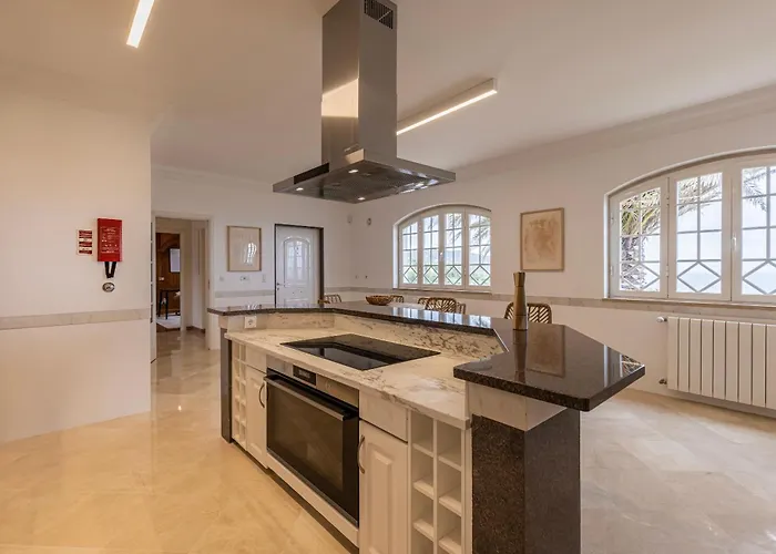 Vila Windmill Beachfront Colares