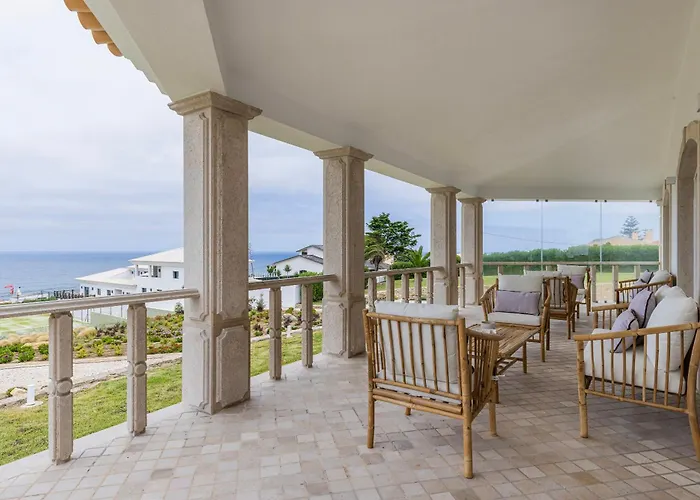 Windmill Beachfront Vila Colares