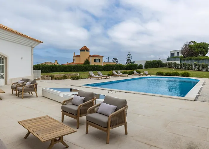 Windmill Beachfront Vila