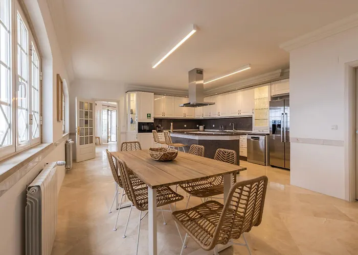 Vila Windmill Beachfront *